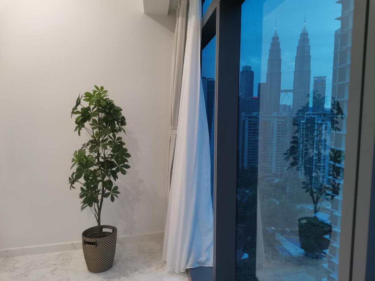 Crystal Suites At Eaton, Klcc Kuala Lumpur Exterior photo