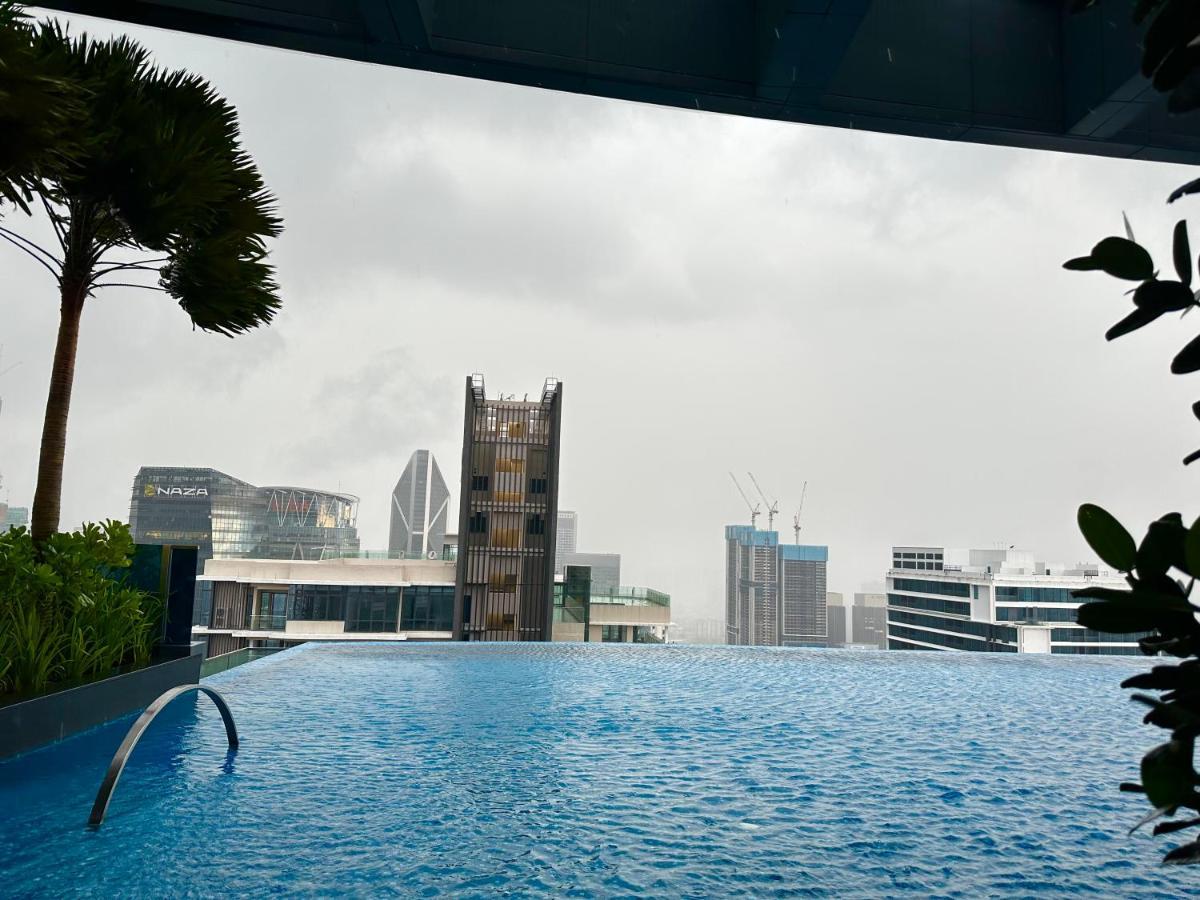 Crystal Suites At Eaton, Klcc Kuala Lumpur Exterior photo